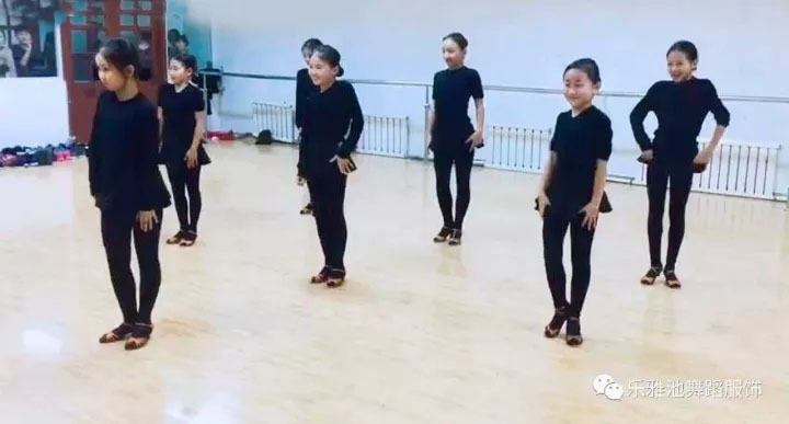 祝贺：乐雅池服饰公司与大连国际舞蹈学校达成战略合作联盟(图6)