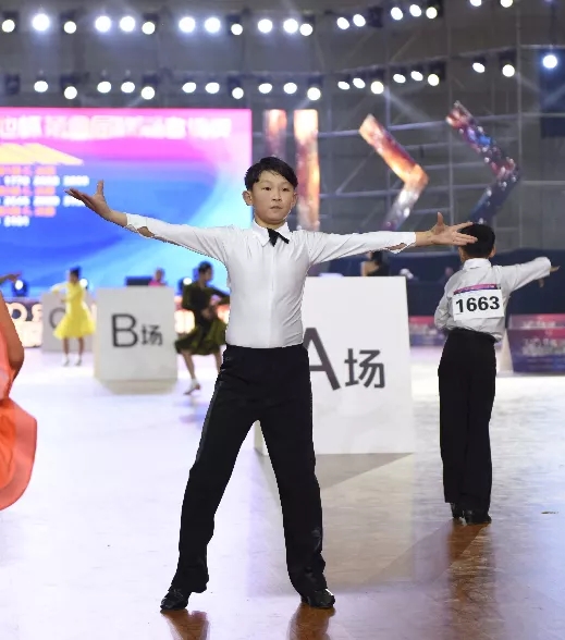 年末收官之战——2020乐雅池杯淮海经济区体育舞蹈邀请赛完美落幕(图29)